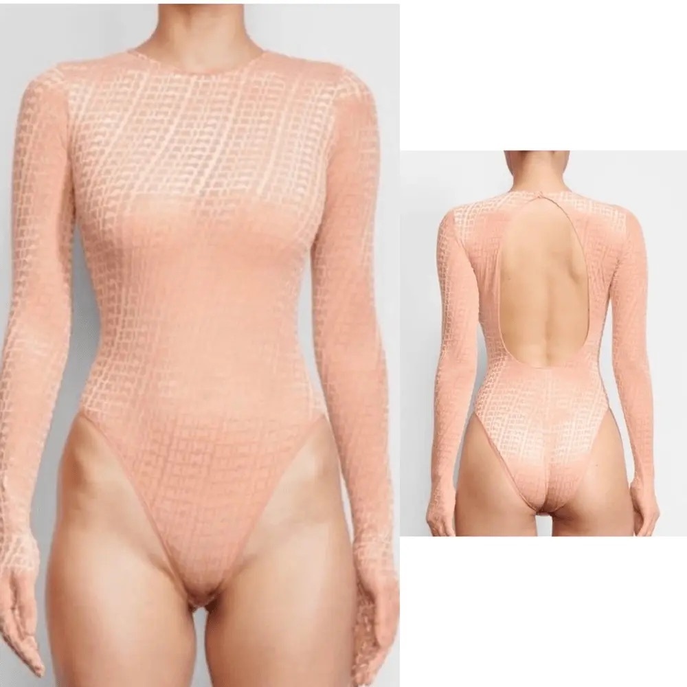 NWT SKIMS Velvet Glove Bodysuit in Peach Size 4X